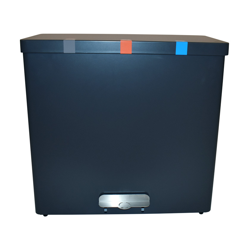 RecycloKick 102L. (3x34L.)